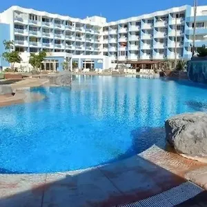 https://villa-moleiro-green-park.tenerifehoteles.net